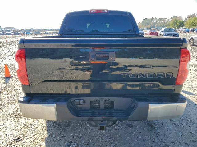 Toyota Tundra Crewmax Sr5 Image 9