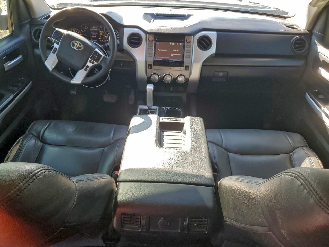 Toyota Tundra Crewmax Sr5 Image 8