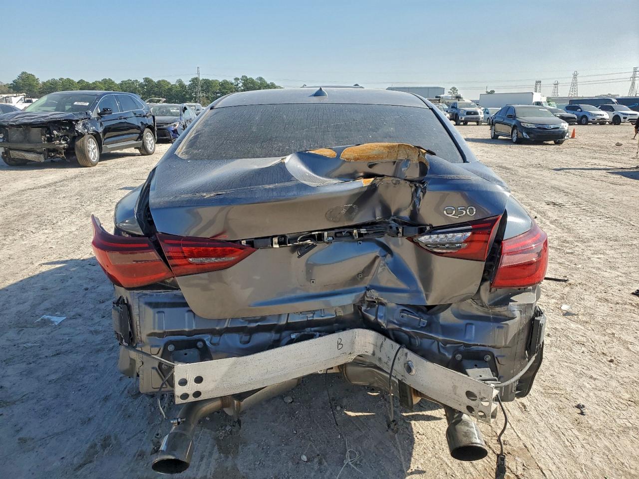 INFINITI Q50 Pure Image 11