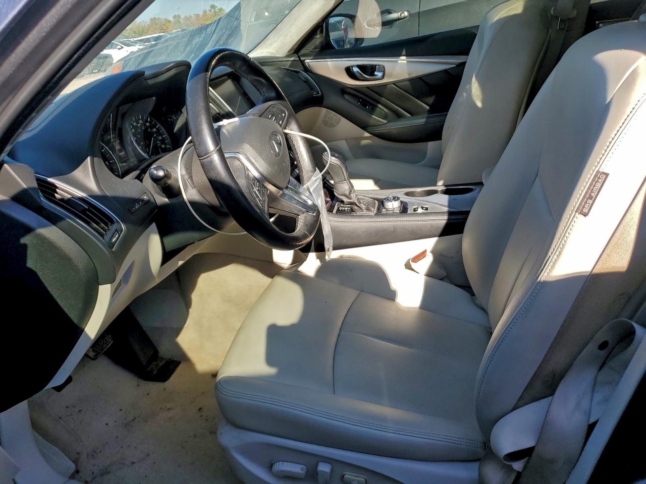 INFINITI Q50 Pure Image 3