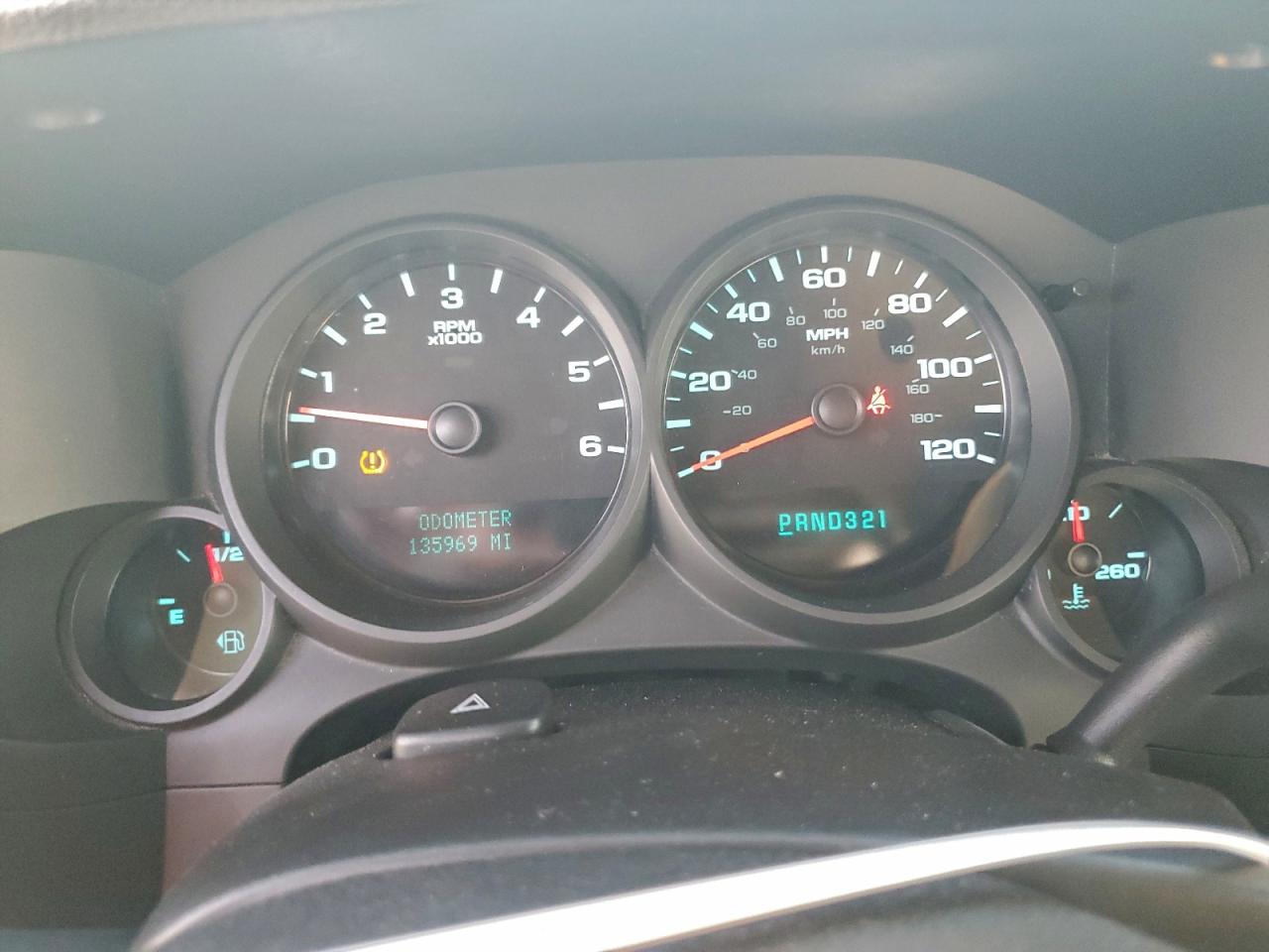 Chevrolet Silverado C1500 Image 10