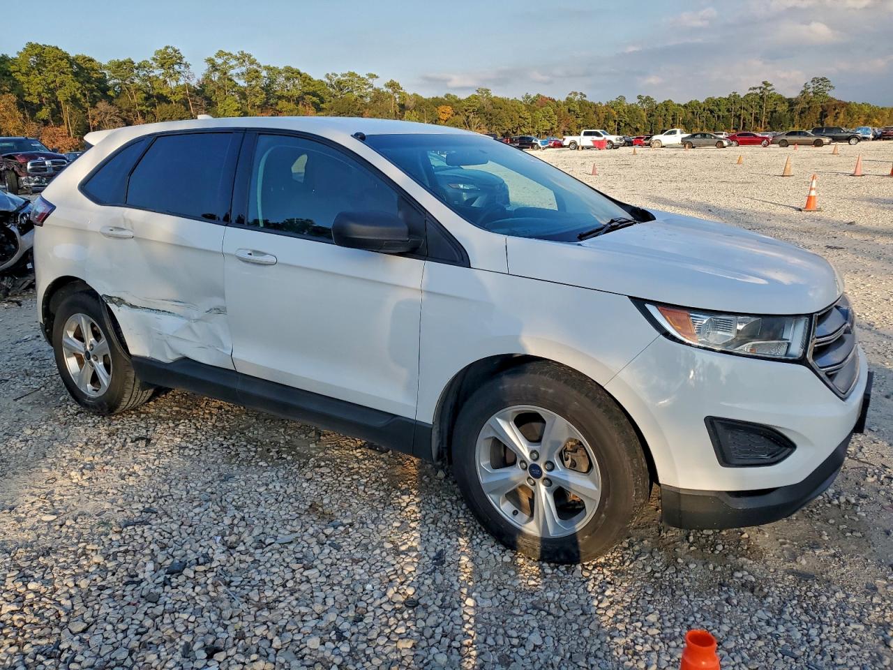Ford Edge Se Image 9