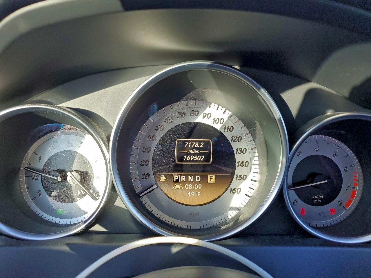 Mercedes-Benz C-Class 350 Image 9