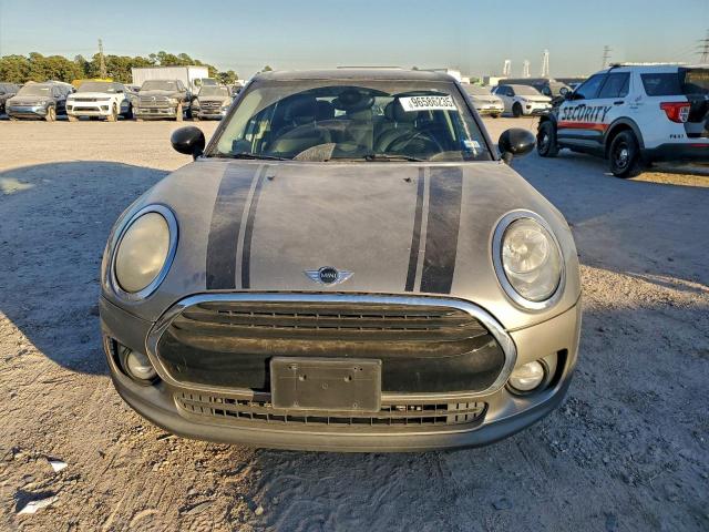 MINI Cooper Clubman Image 3