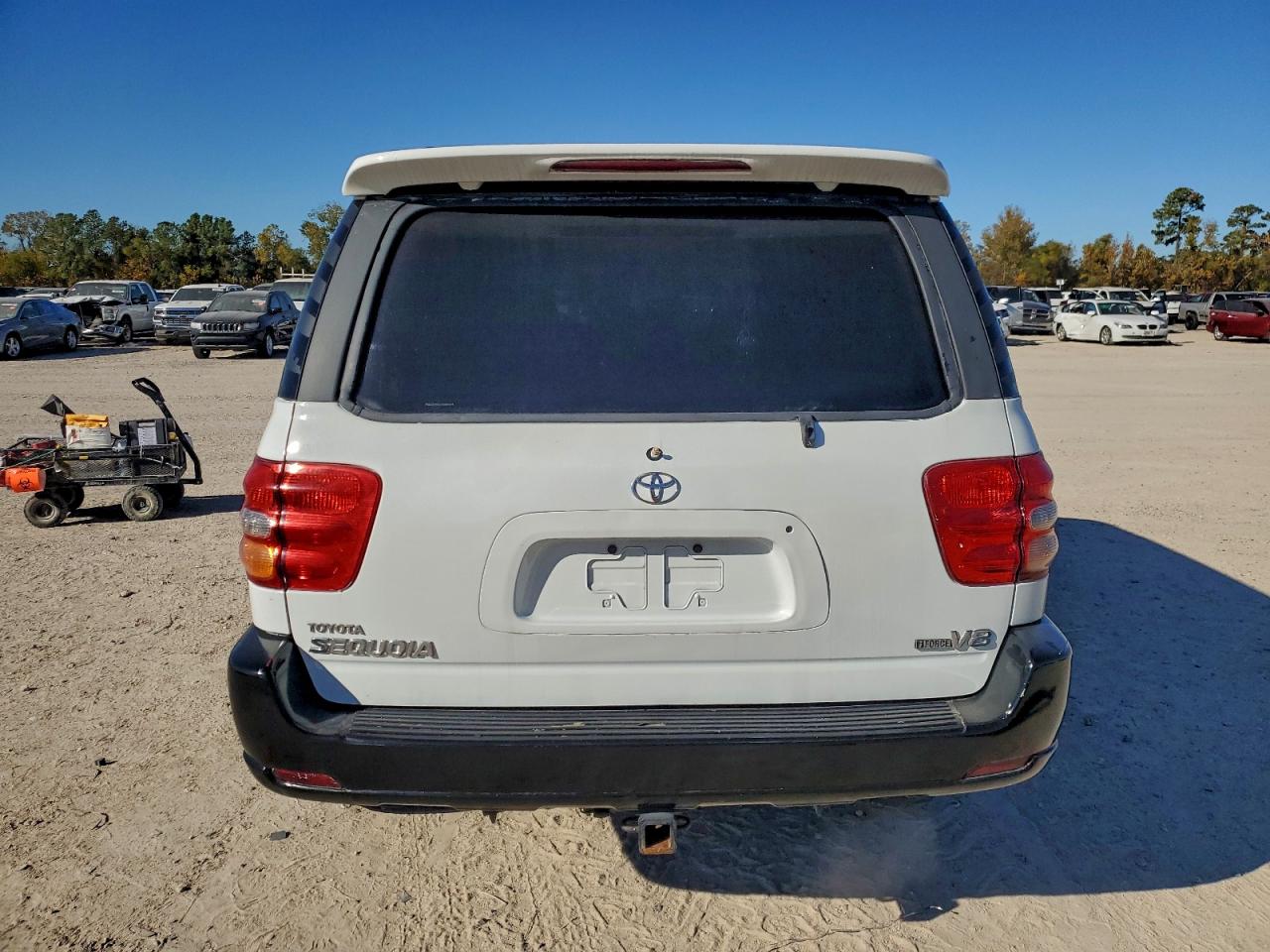 Toyota Sequoia Sr5 Image 2