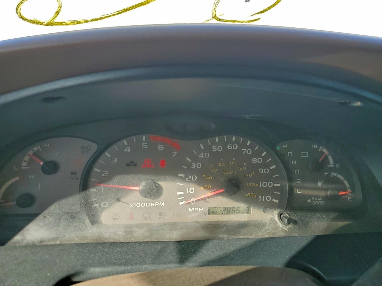 Toyota Sequoia Sr5 Image 5