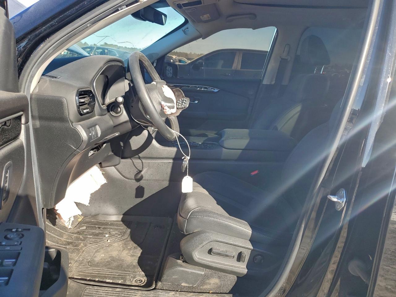 Honda Pilot Touring Image 3