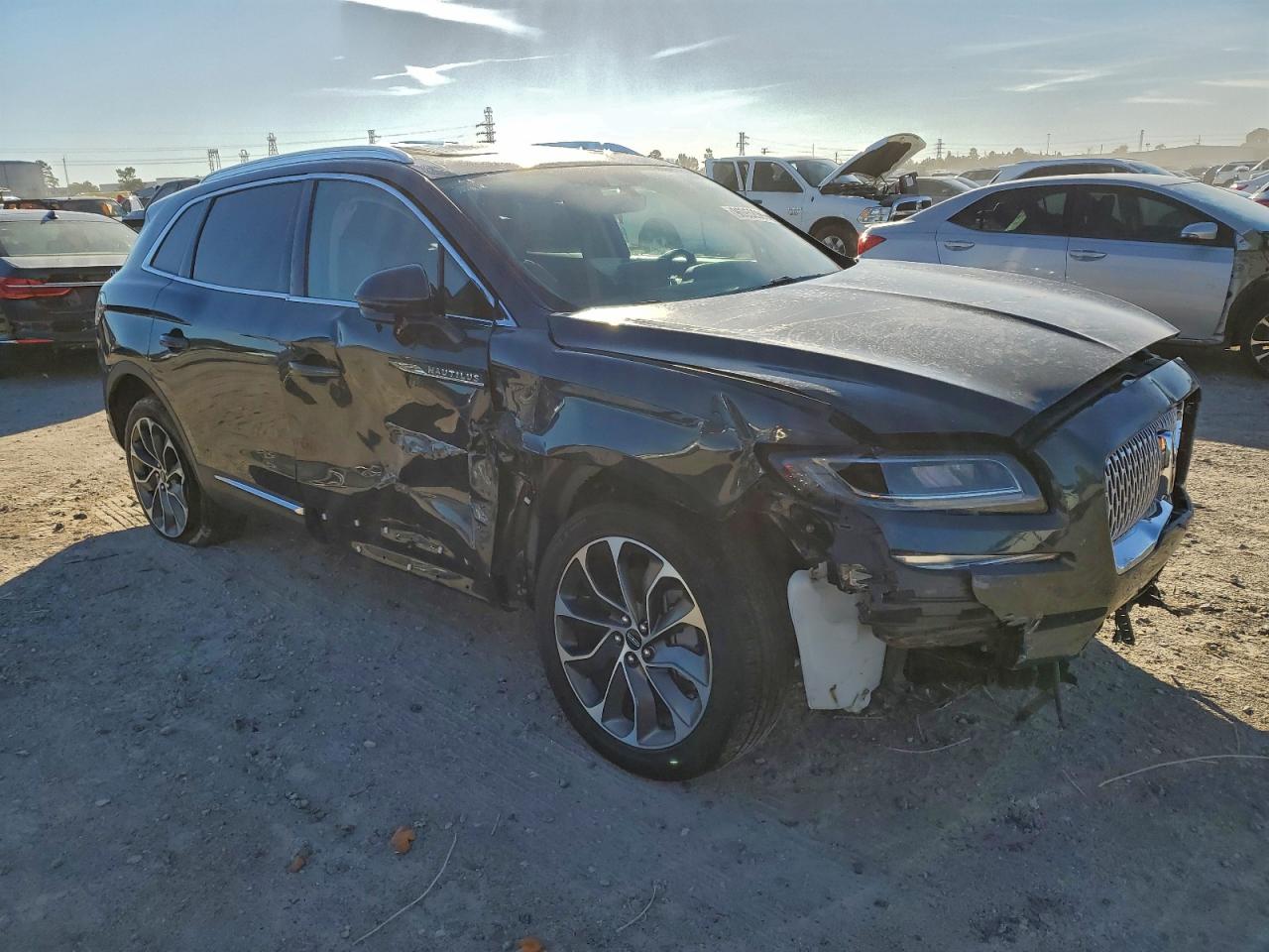 Lincoln Nautilus Reserve Image 11