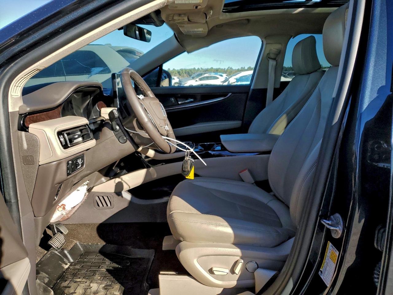 Lincoln Nautilus Reserve Image 13