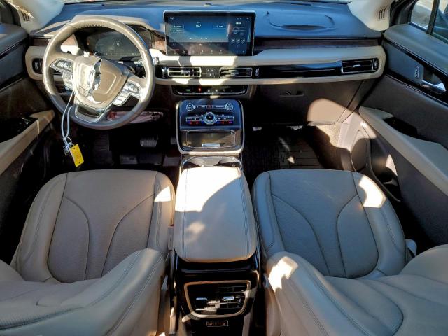 Lincoln Nautilus Reserve Image 12