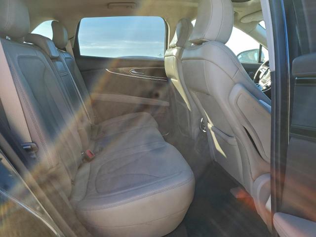 Lincoln Nautilus Reserve Image 5