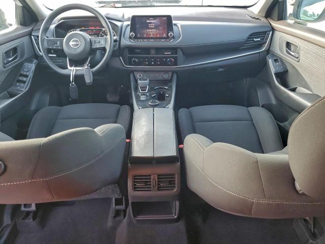 Nissan Rogue S Image 2