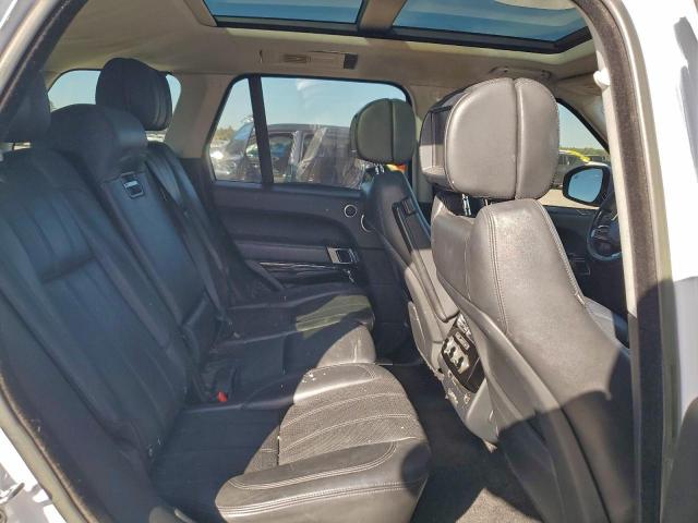 Land Rover Range Rover Supercharged Image 8