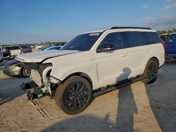  Salvage Ford Expedition