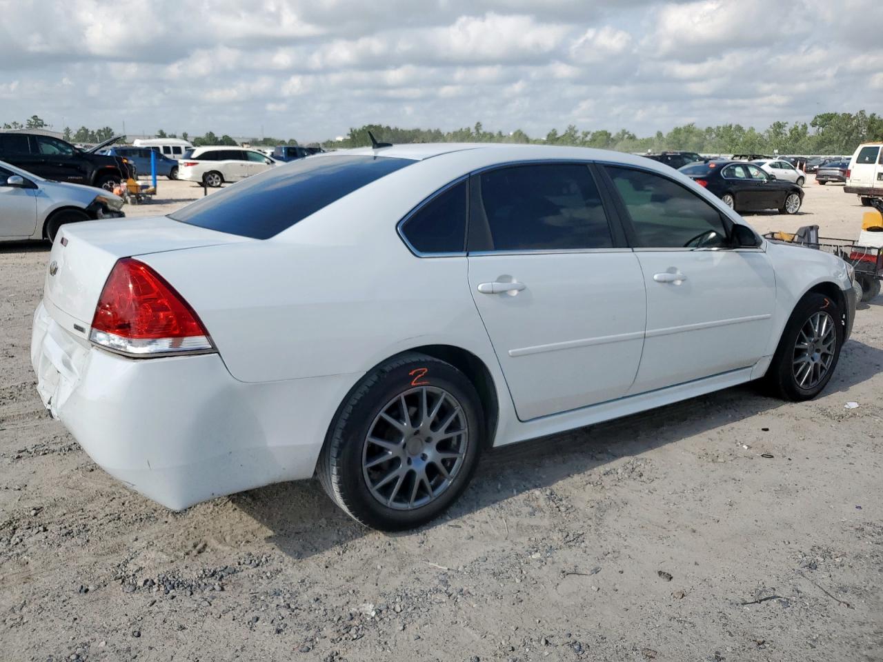 Chevrolet Impala Lt Image 12