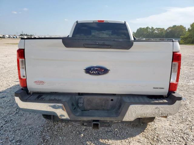 Ford F-250 Super Duty Image 9