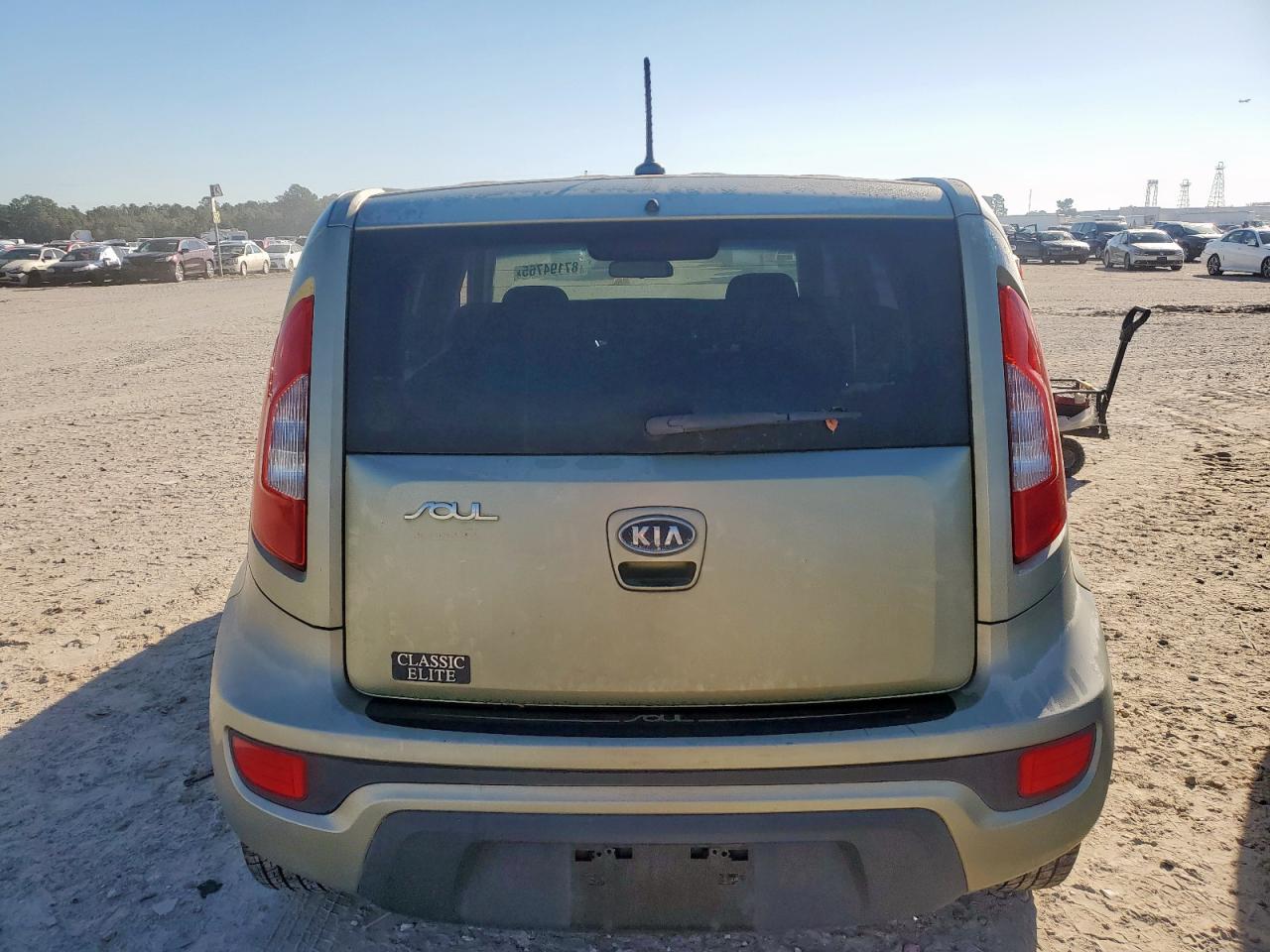 Kia Soul + Image 5
