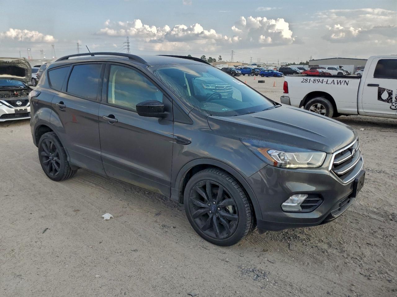 Ford Escape Se Image 5