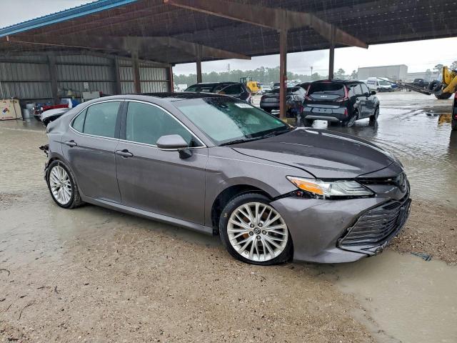 Toyota Camry L Image 13