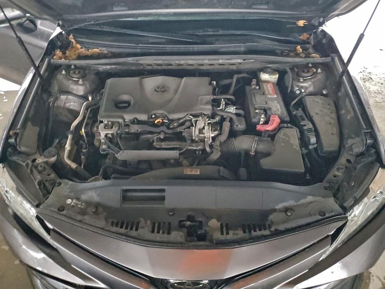 Toyota Camry L Image 12
