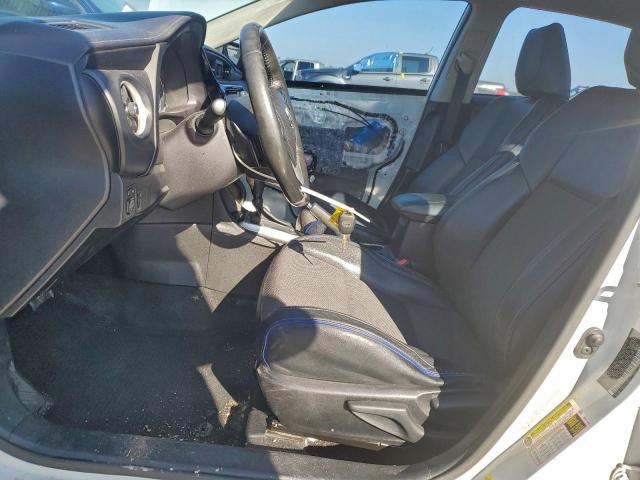 Toyota Corolla L Image 2