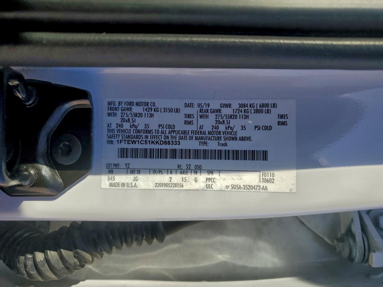 Ford F-150 Supercrew Image 8