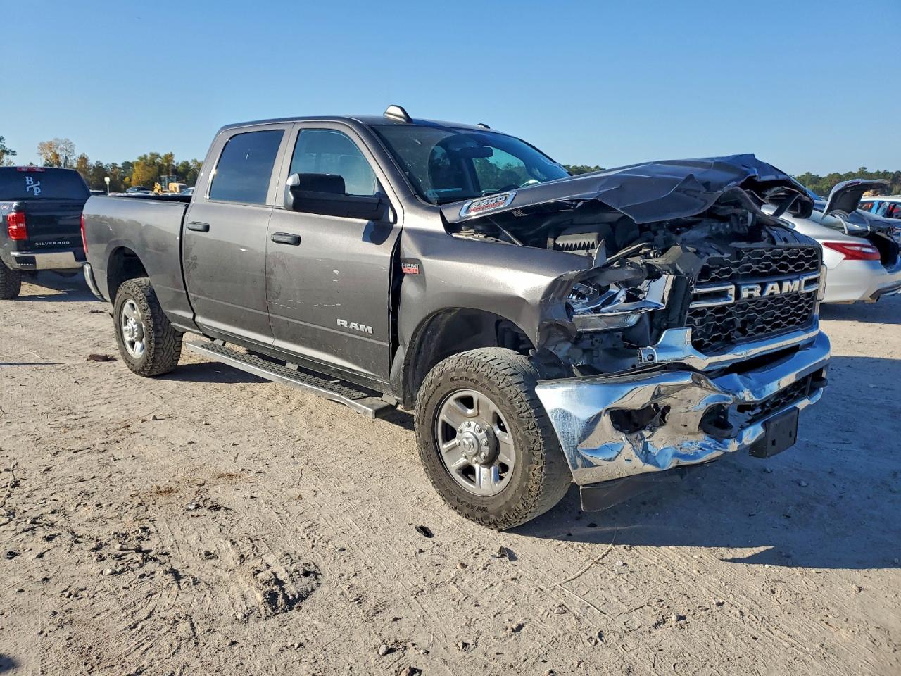 Ram 2500 Tradesman Image 7