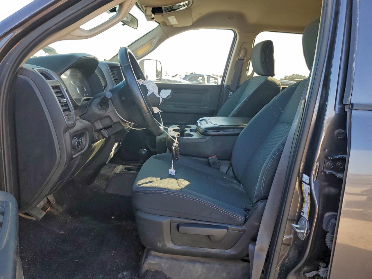 Ram 2500 Tradesman Image 6