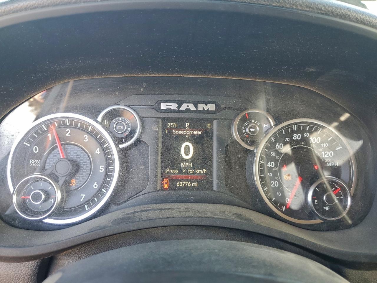 Ram 2500 Tradesman Image 3