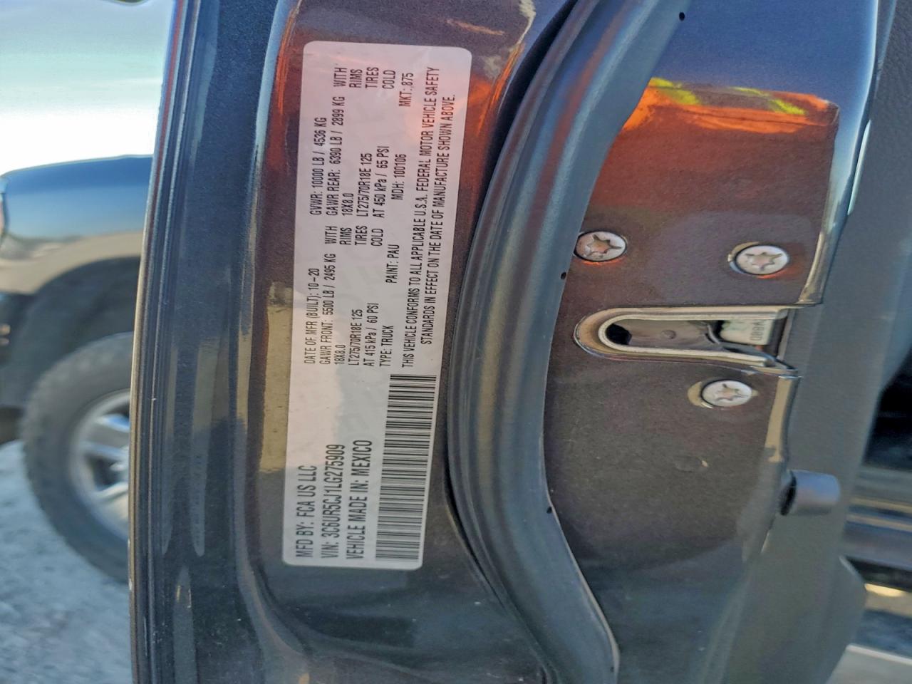 Ram 2500 Tradesman Image 9