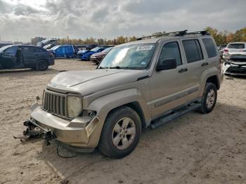 Salvage Jeep Liberty