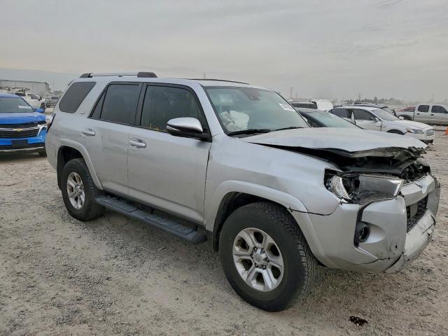 Toyota 4Runner Sr5 Image 6