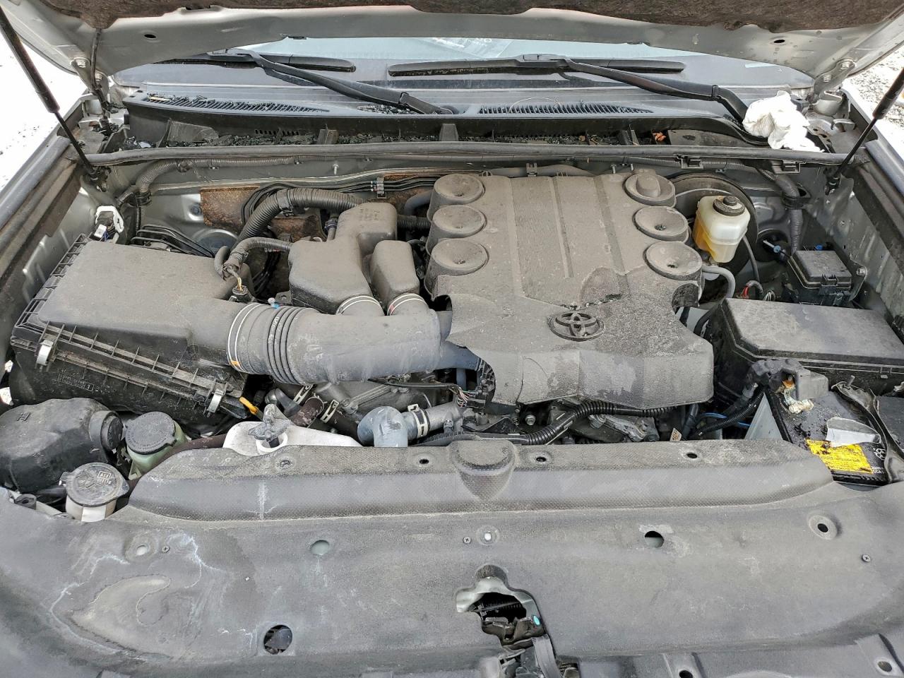 Toyota 4Runner Sr5 Image 3