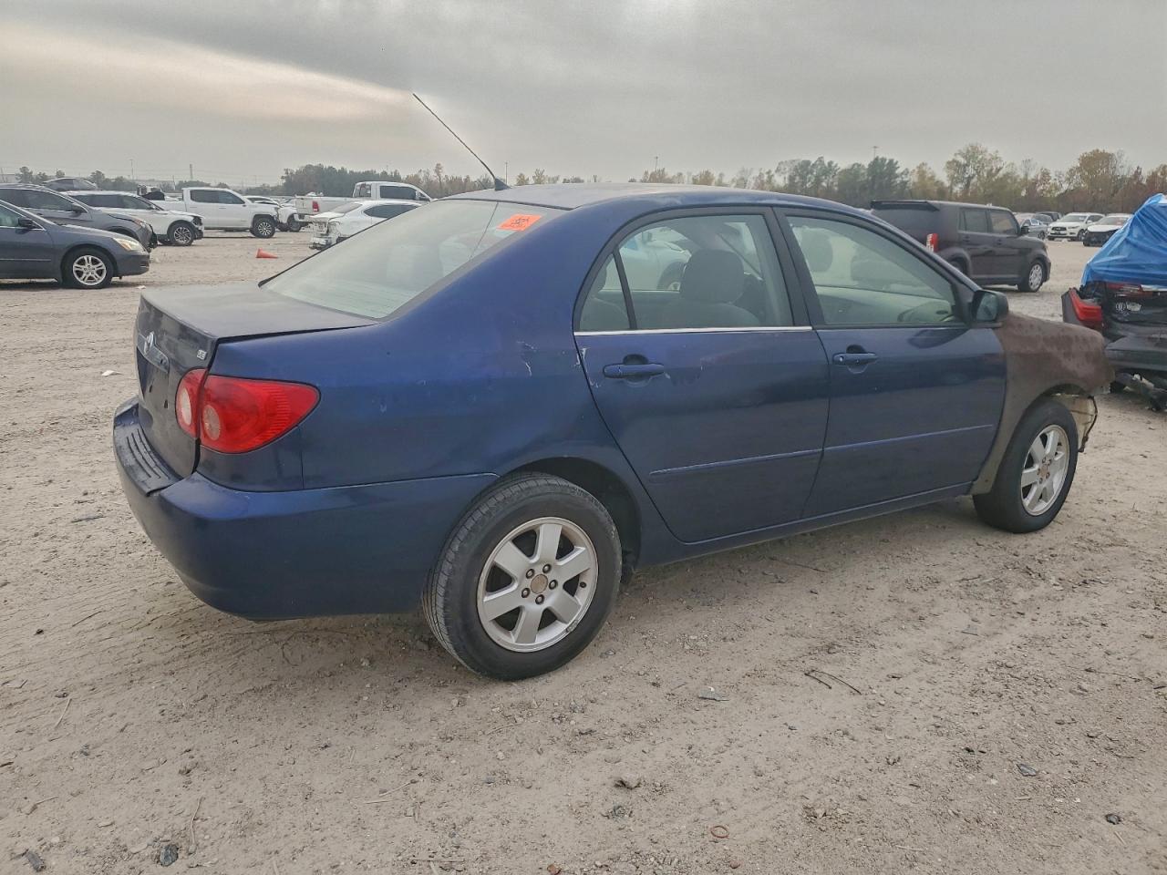 Toyota Corolla Ce Image 3