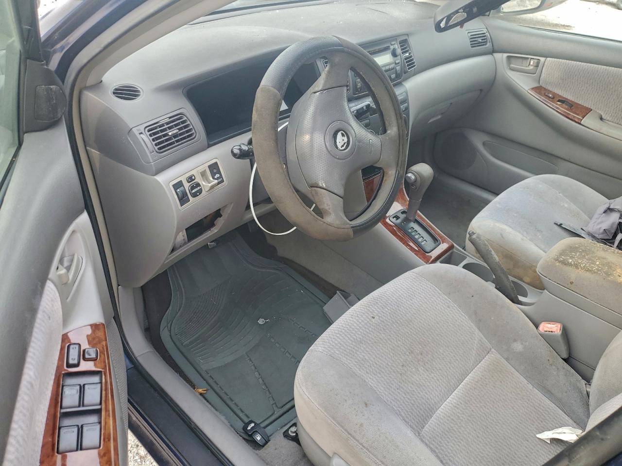 Toyota Corolla Ce Image 10