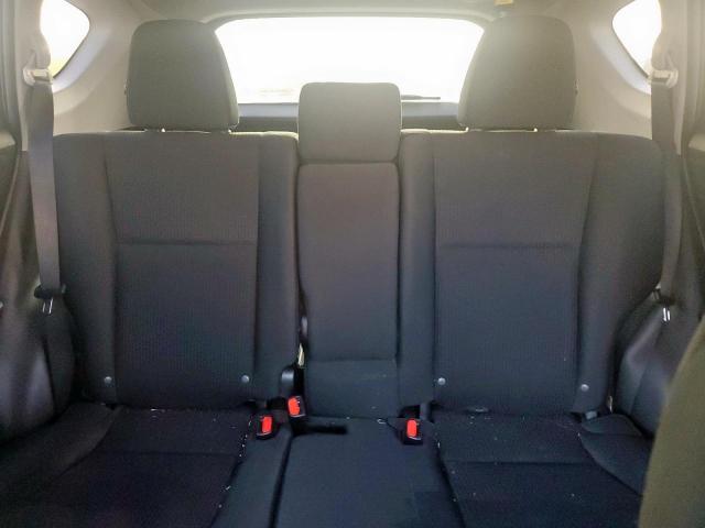 Toyota RAV4 Le Image 7