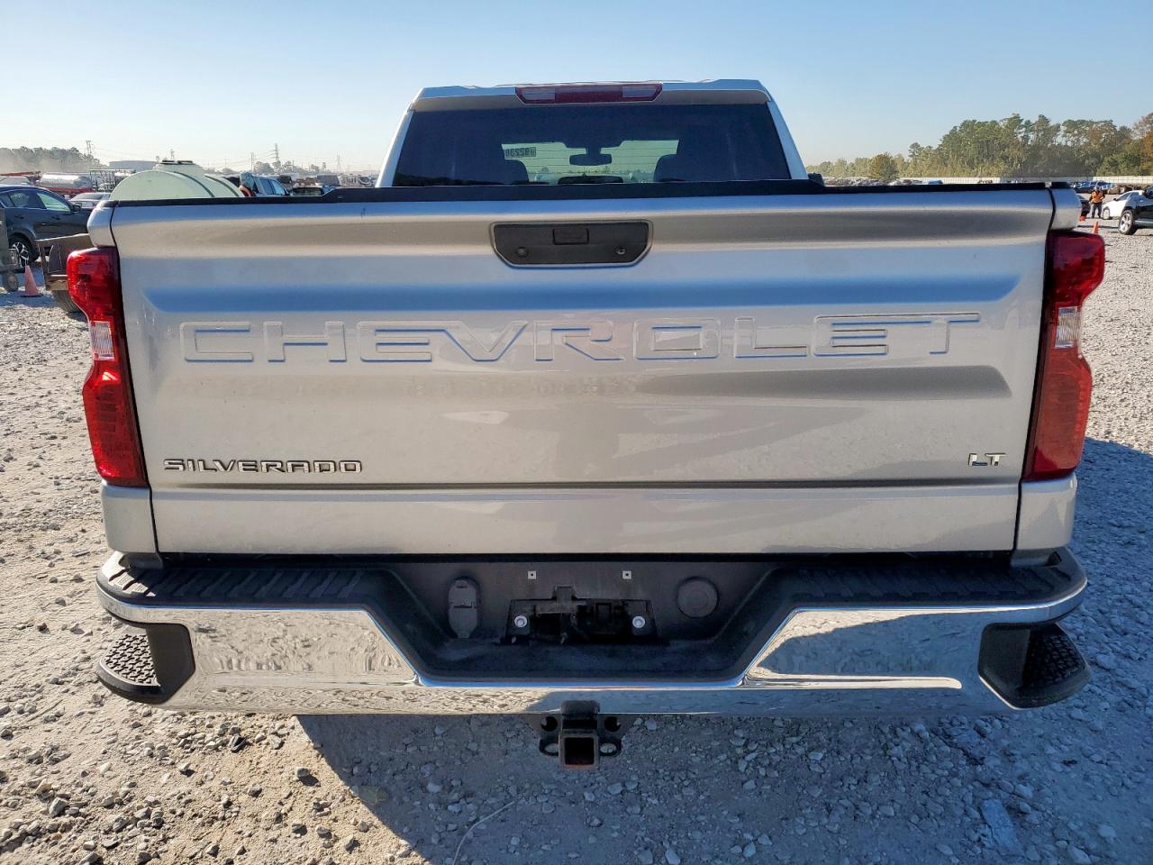 Chevrolet Silverado C1500 Lt Image 10