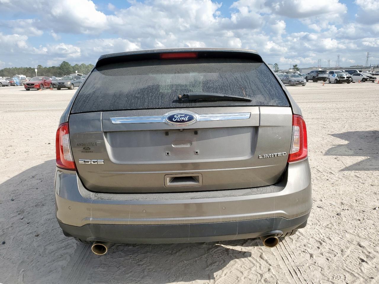 Ford Edge Limited Image 4