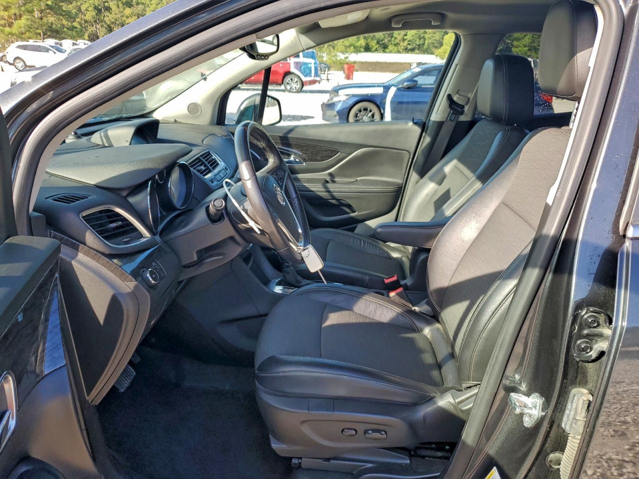 Buick Encore Convenience Image 7