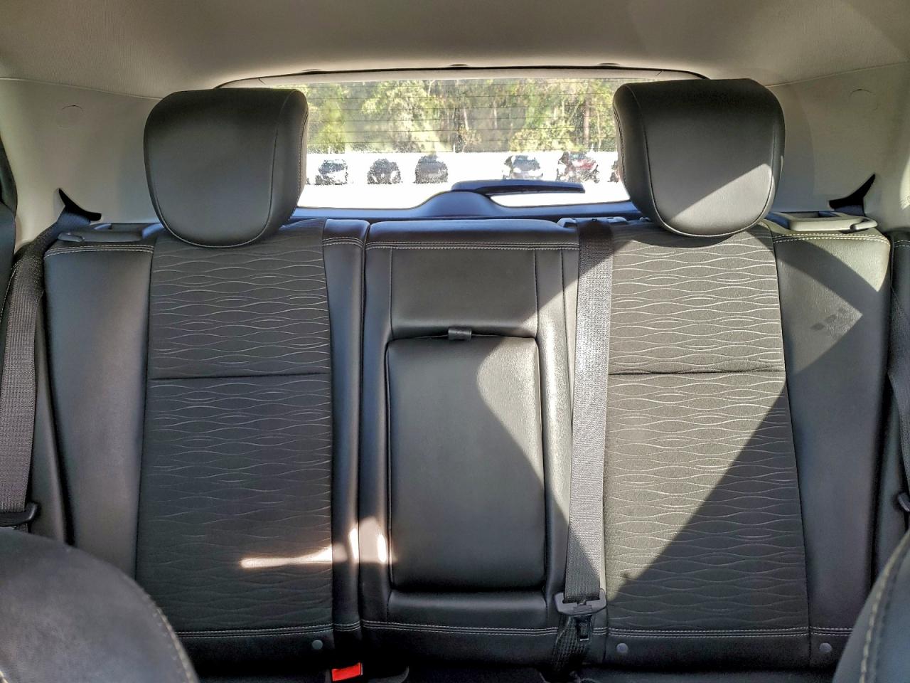 Buick Encore Convenience Image 4