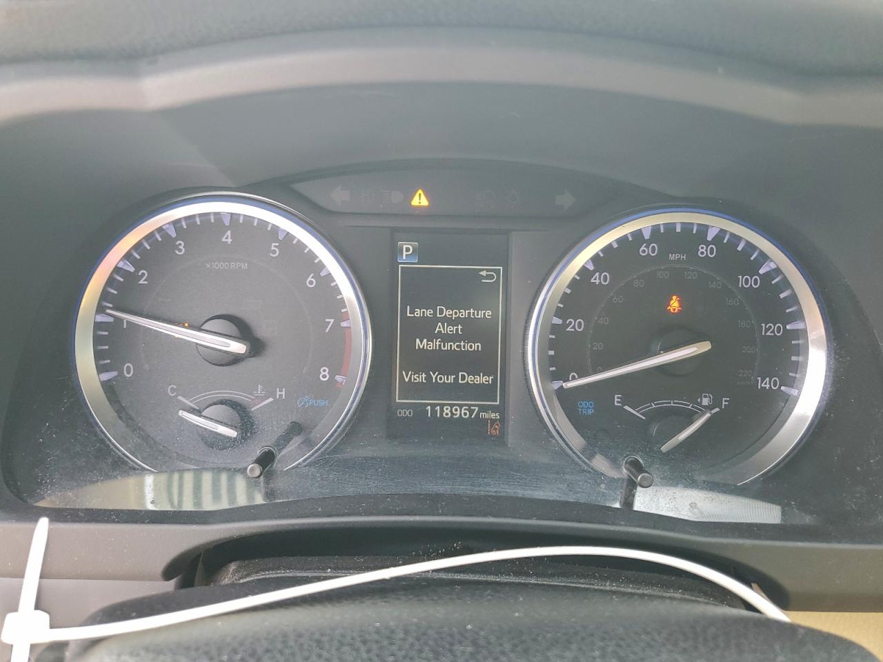 Toyota Highlander Se Image 8