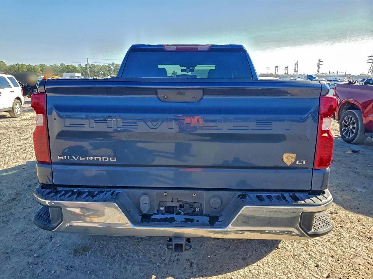 Chevrolet Silverado C1500 Lt Image 4