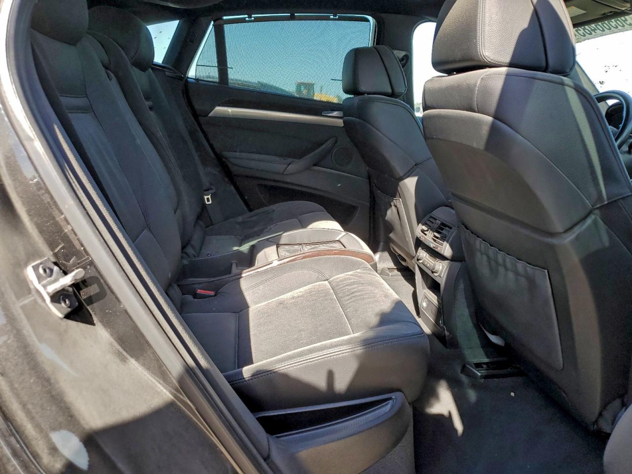 BMW X Series Xdrive50i Image 11