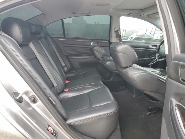 Hyundai Genesis 5.0l Image 9