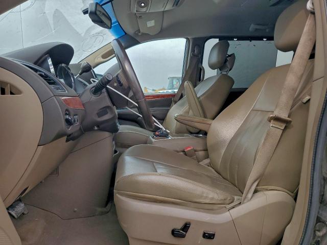 Chrysler Minivan Touring Image 9