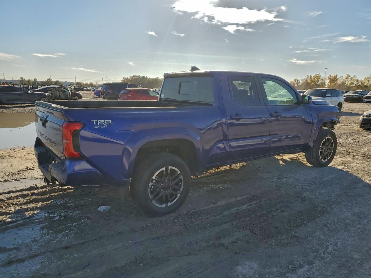 Toyota Tacoma Double Cab Image 9