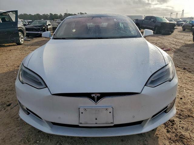 Tesla Model S Image 11