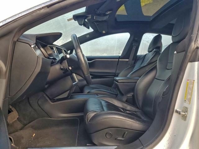 Tesla Model S Image 4
