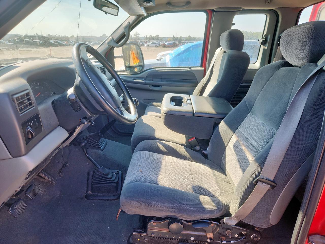 Ford F-250 Super Duty Image 11