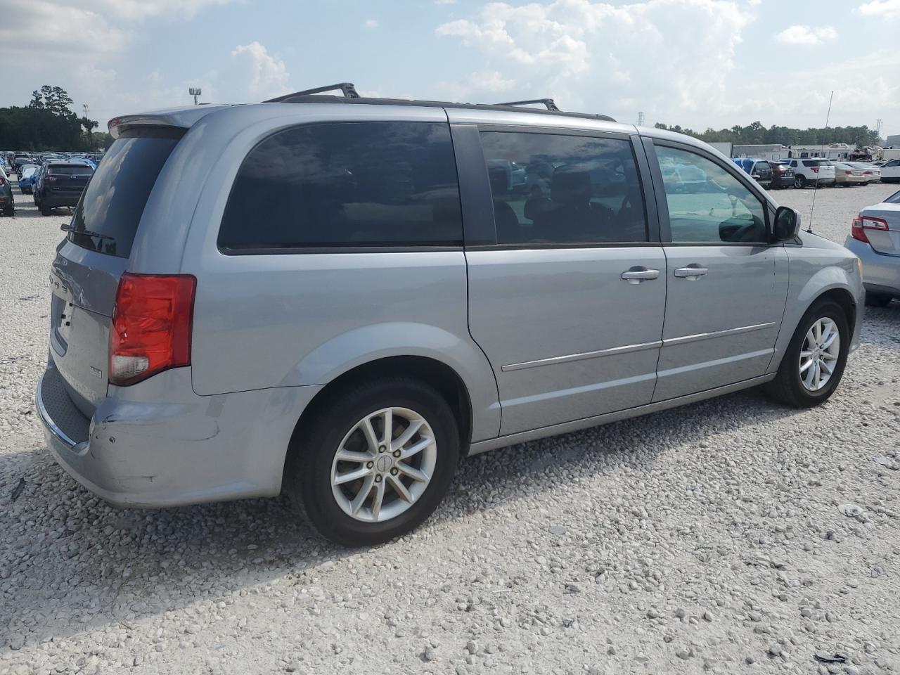 Dodge Caravan Sxt Image 3